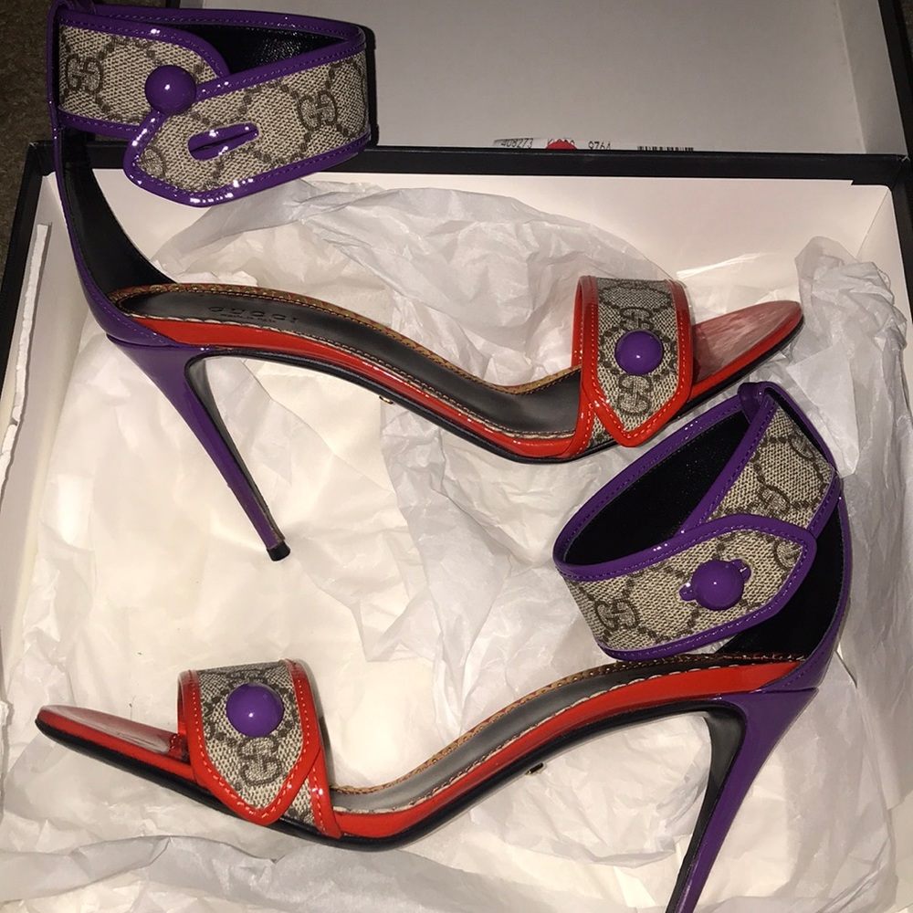 Women Gucci Harleth GG Patent Sandal